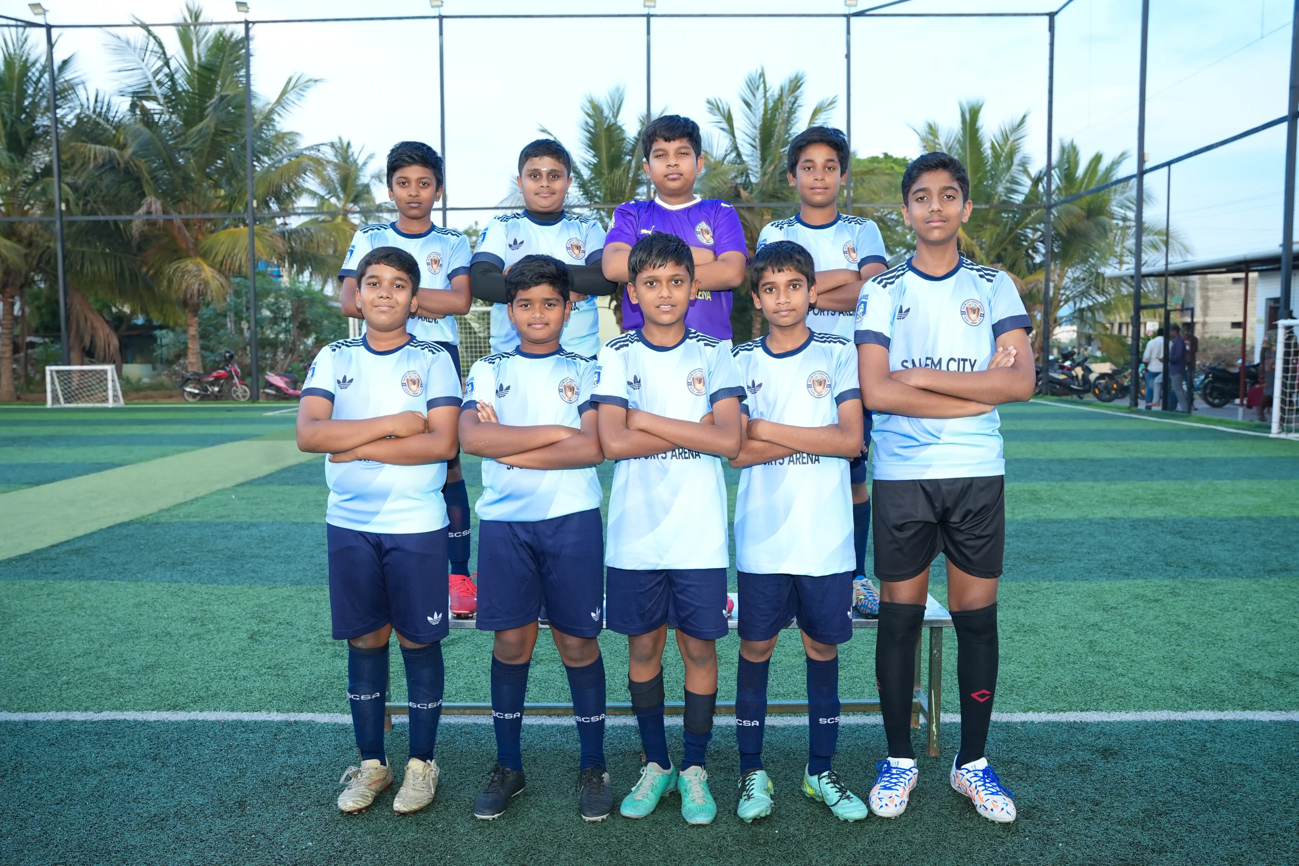 U13